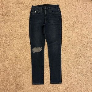 JOE’S High Rise Curvy Skinny Ankle Jeans